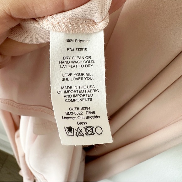 NEW Show Me Your Mumu Shannon One-Shoulder Chiffon Maxi Dress Dusty Blush Crisp - Picture 10 of 11